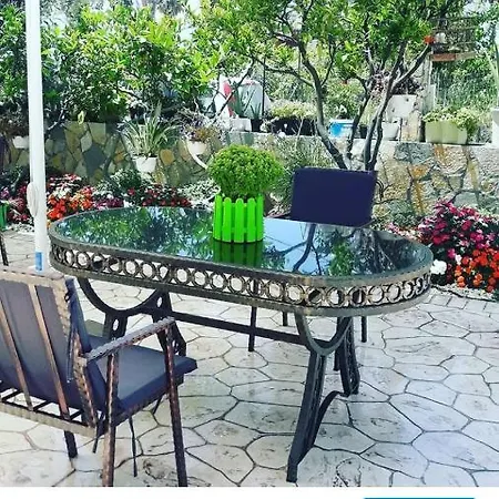 Апартаменты Juriki Apartament Vlore *