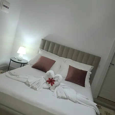 Апартаменты Juriki Apartament Vlore *